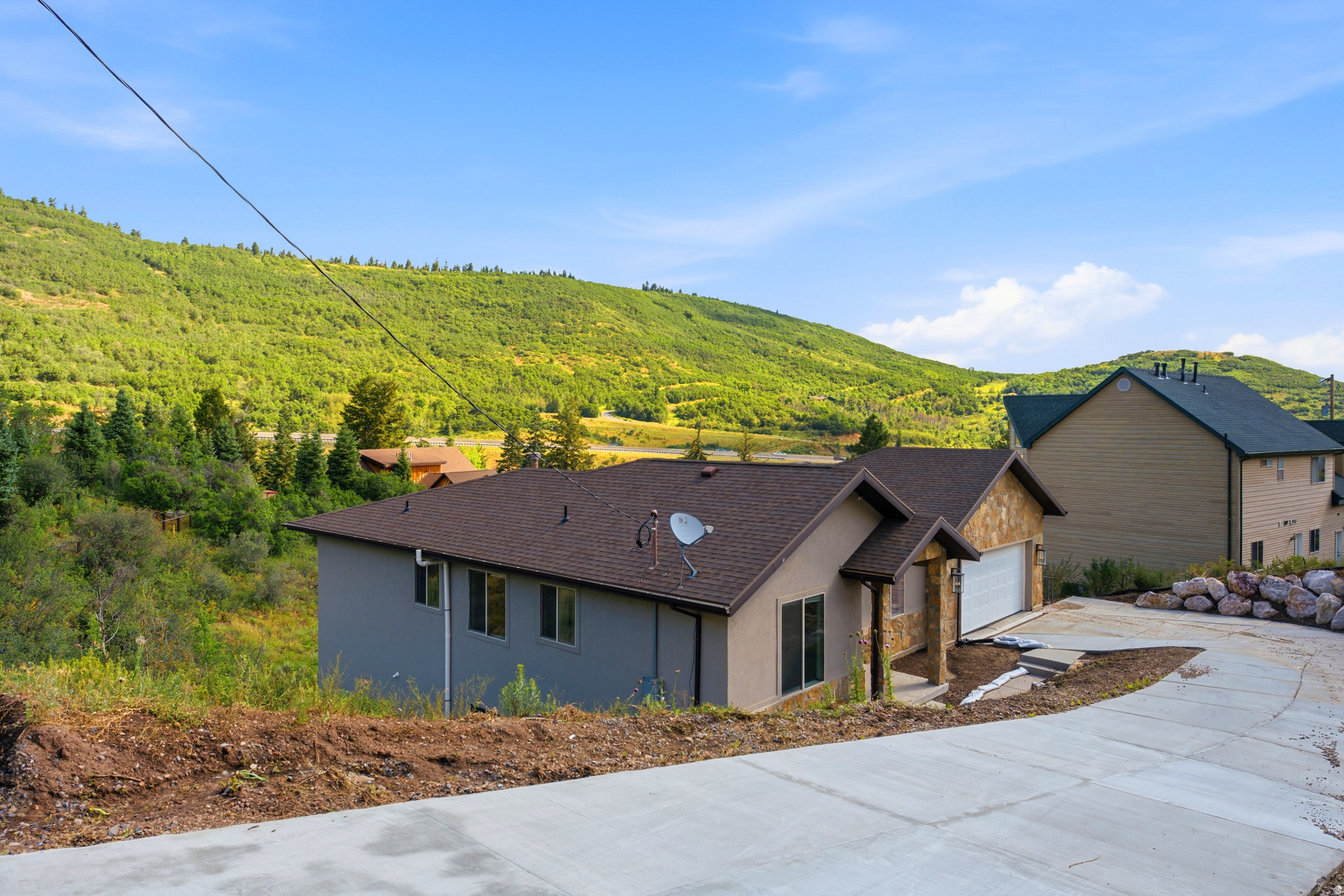 SUMMIT PARK - Residential