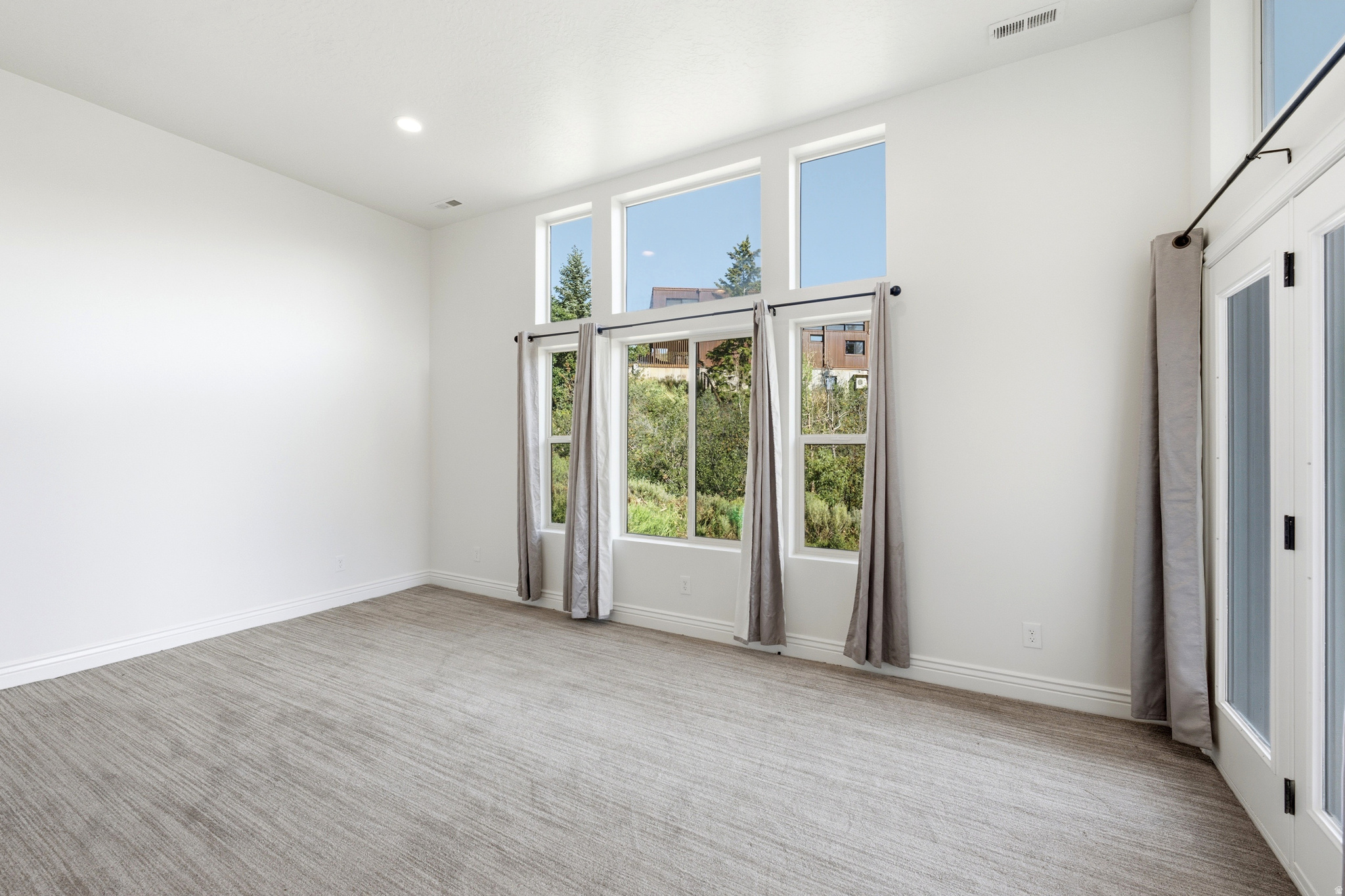 SUMMIT PARK - Residential
