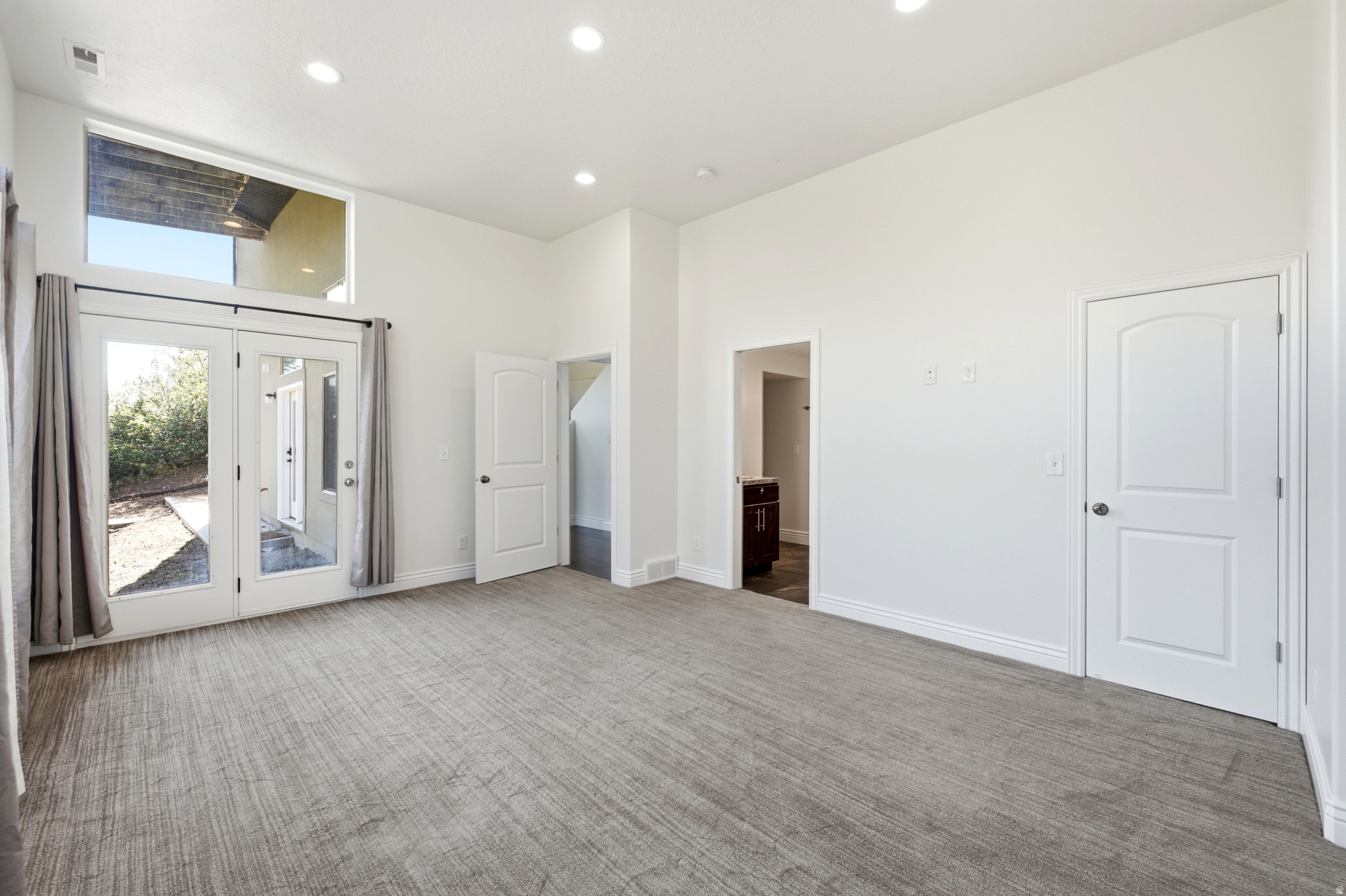 SUMMIT PARK - Residential