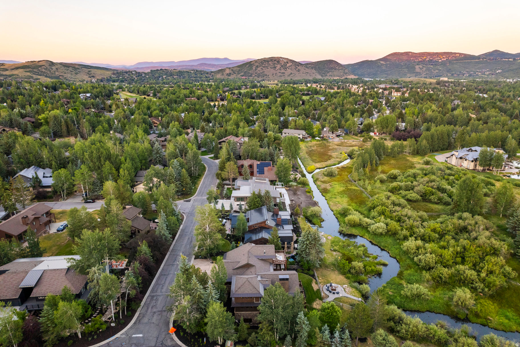 RIDGEVIEW - Residential