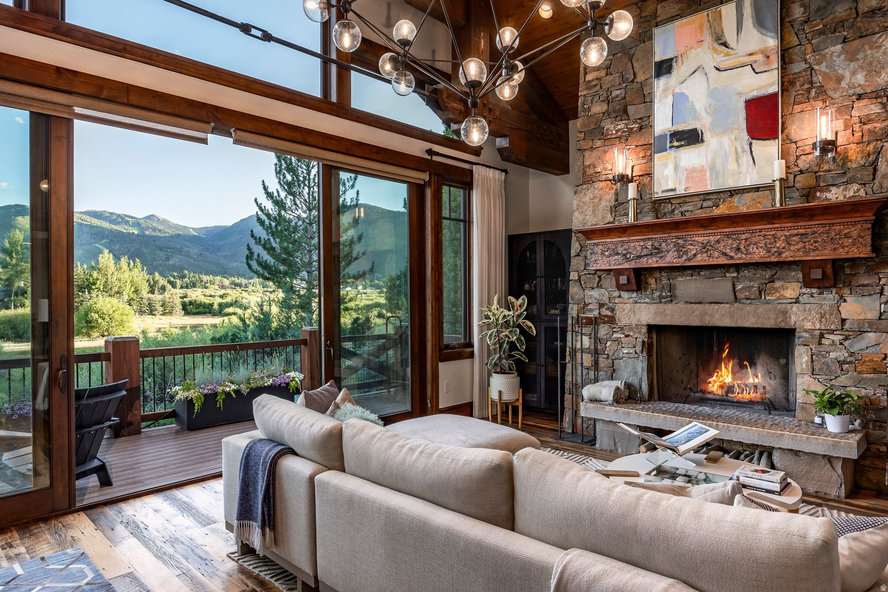 RIDGEVIEW - Residential