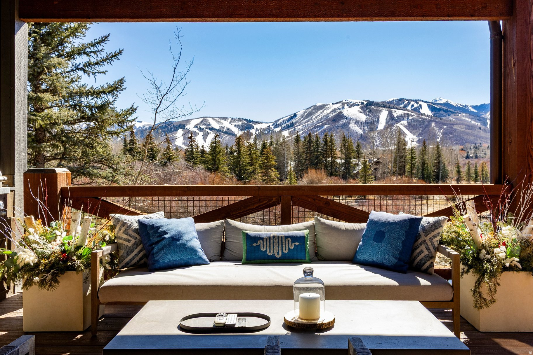 RIDGEVIEW - Residential