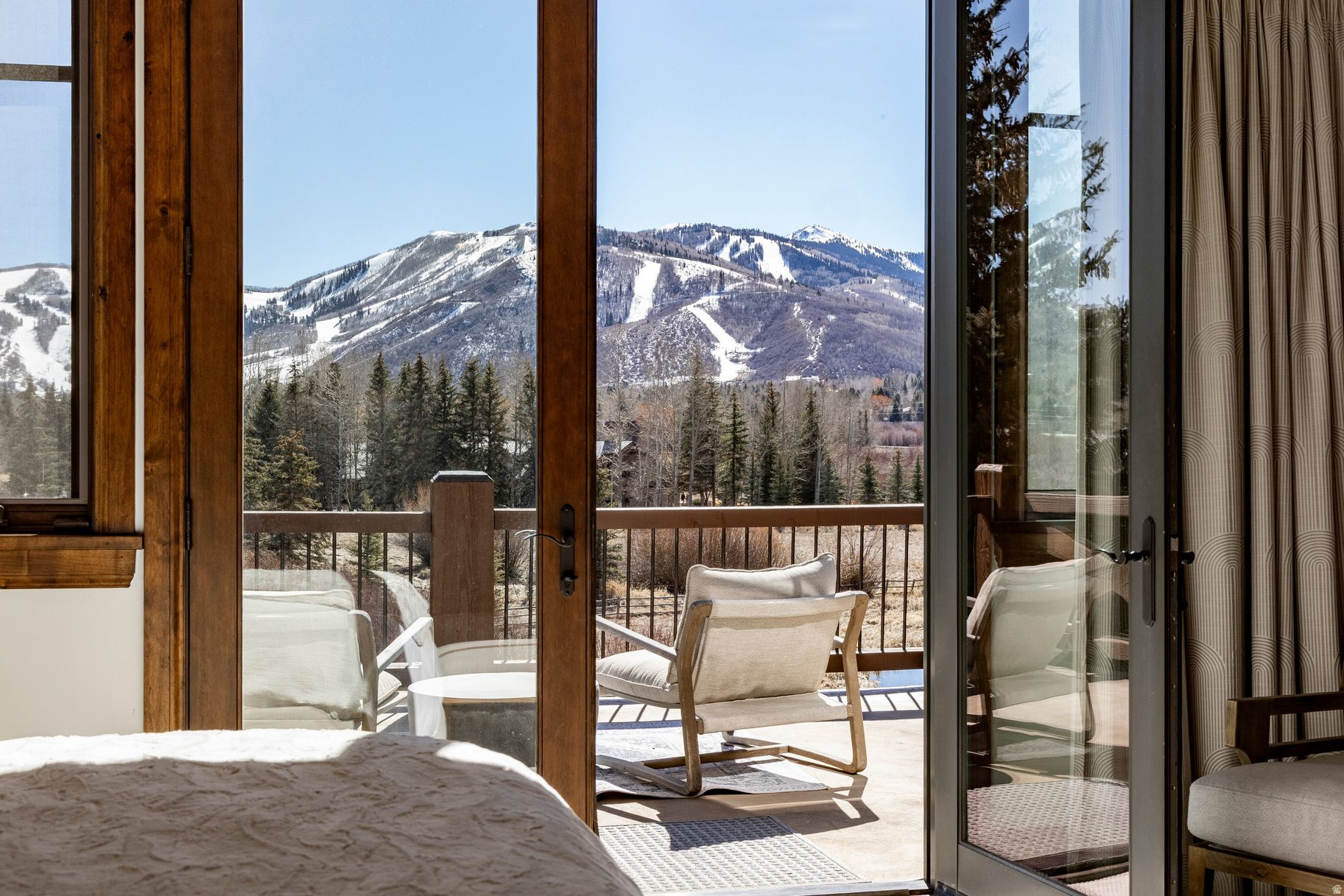RIDGEVIEW - Residential