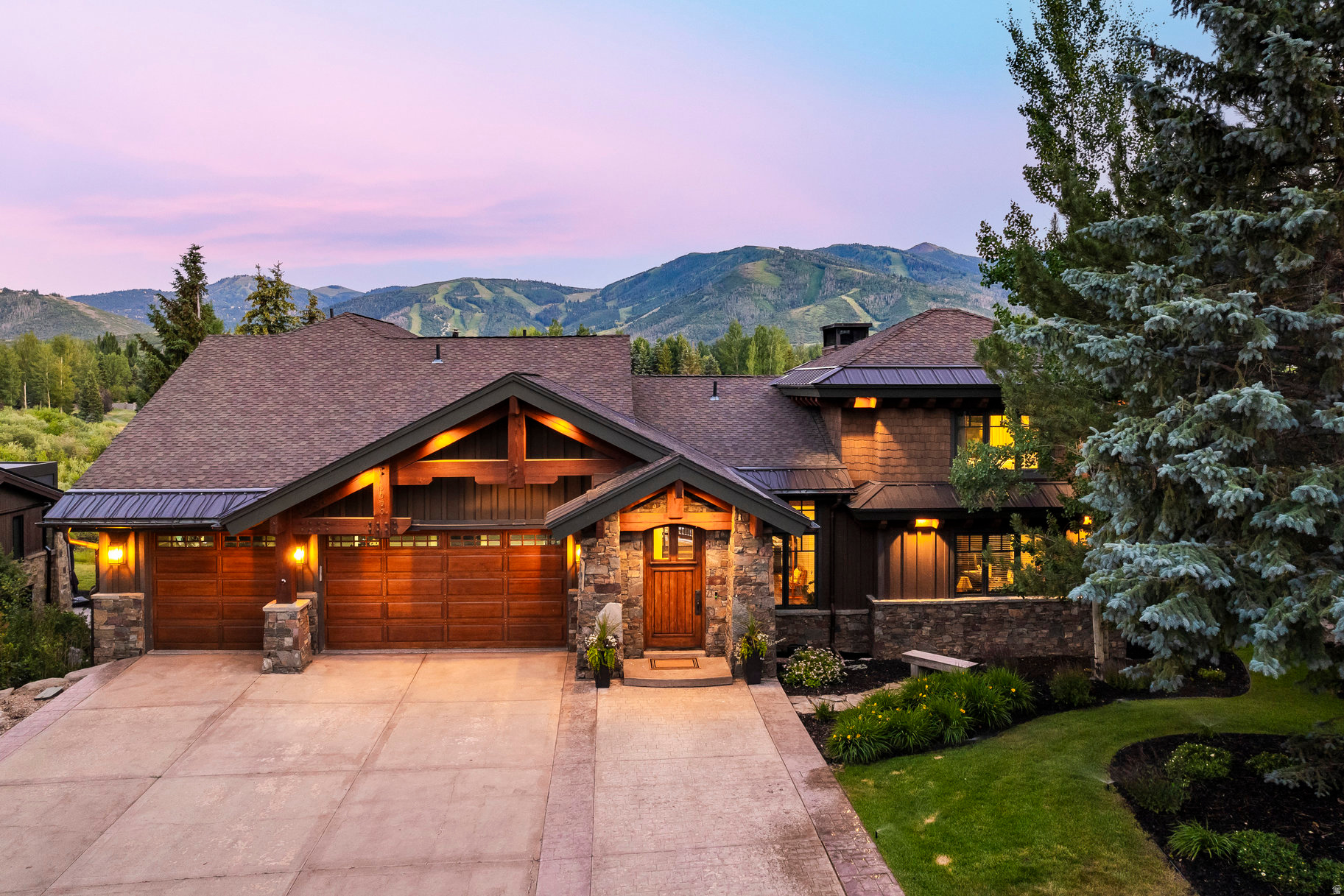 RIDGEVIEW - Residential