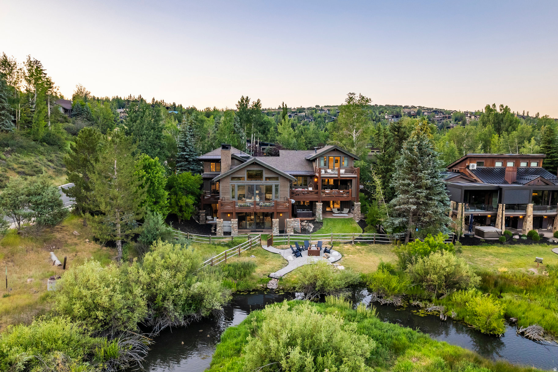 RIDGEVIEW - Residential