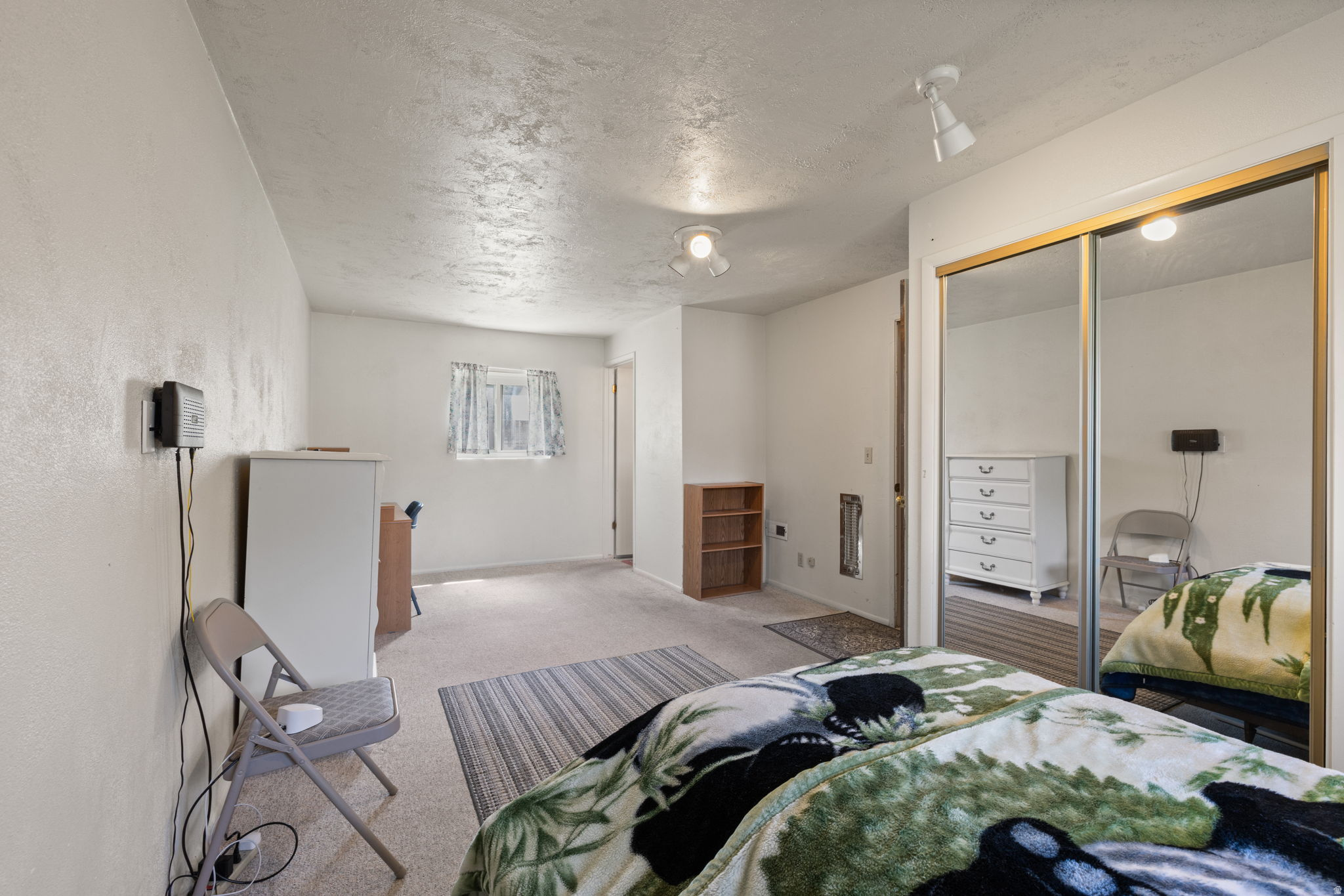 MELANIE ACRES - Residential