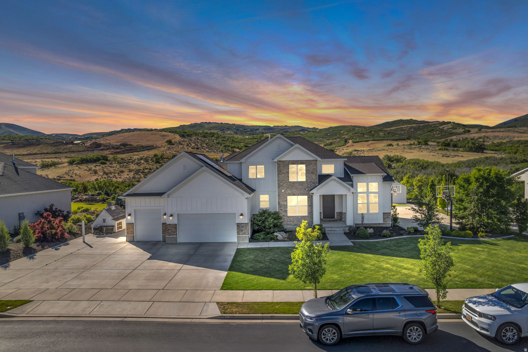 BEACON HILL THE HIGHLANDS - Residential