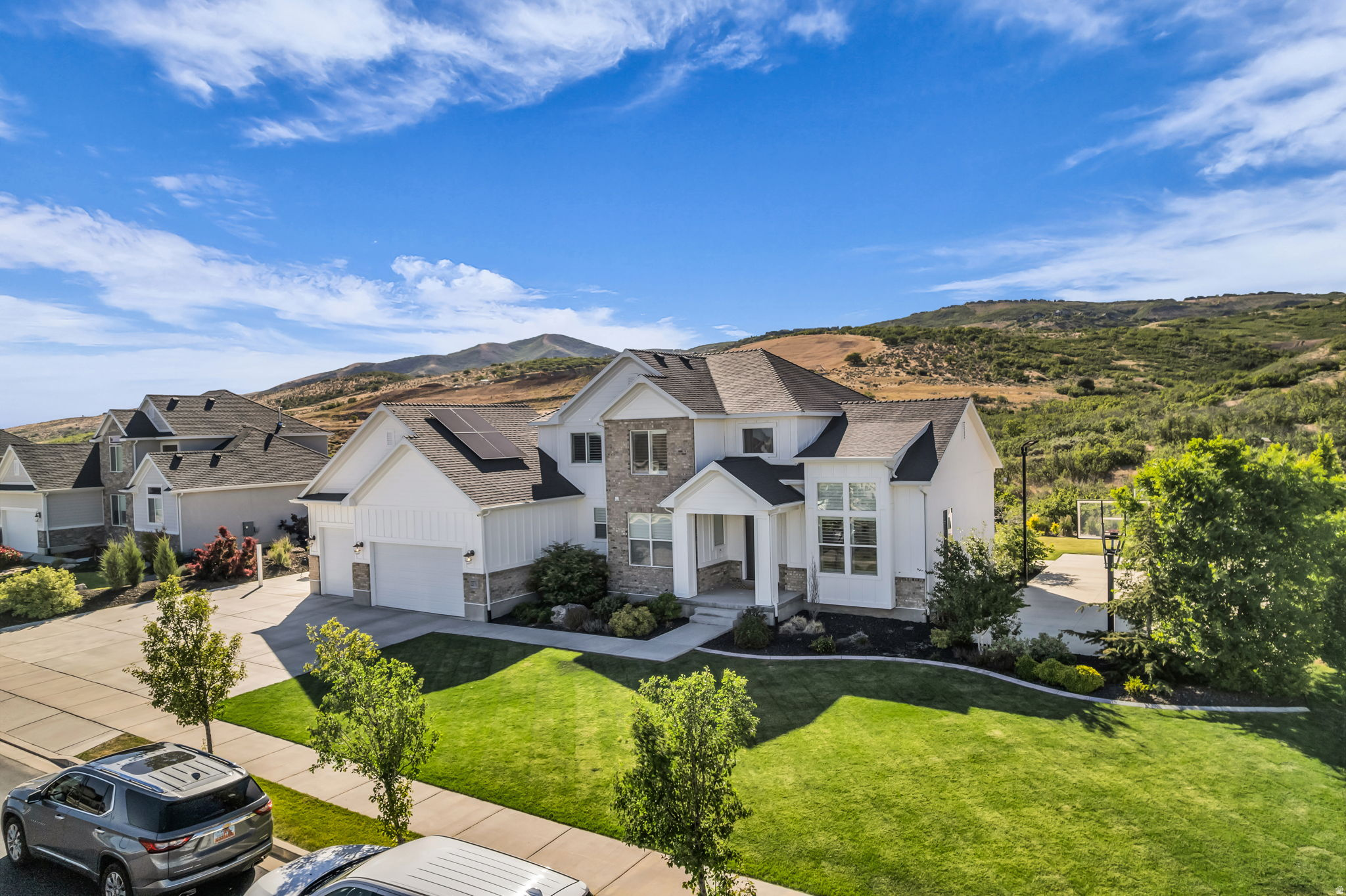 BEACON HILL THE HIGHLANDS - Residential