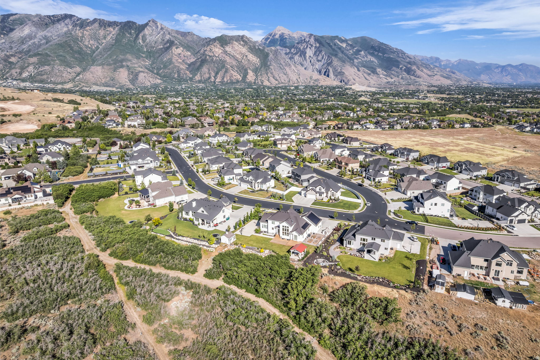 BEACON HILL THE HIGHLANDS - Residential