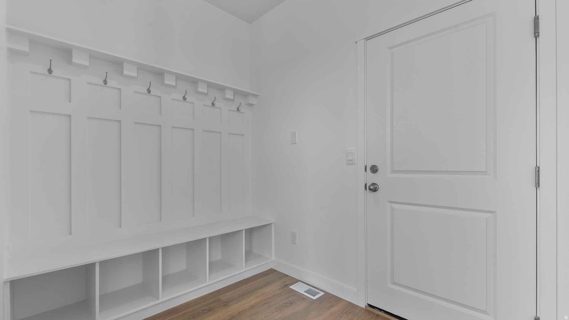 THE MAJORS - Residential