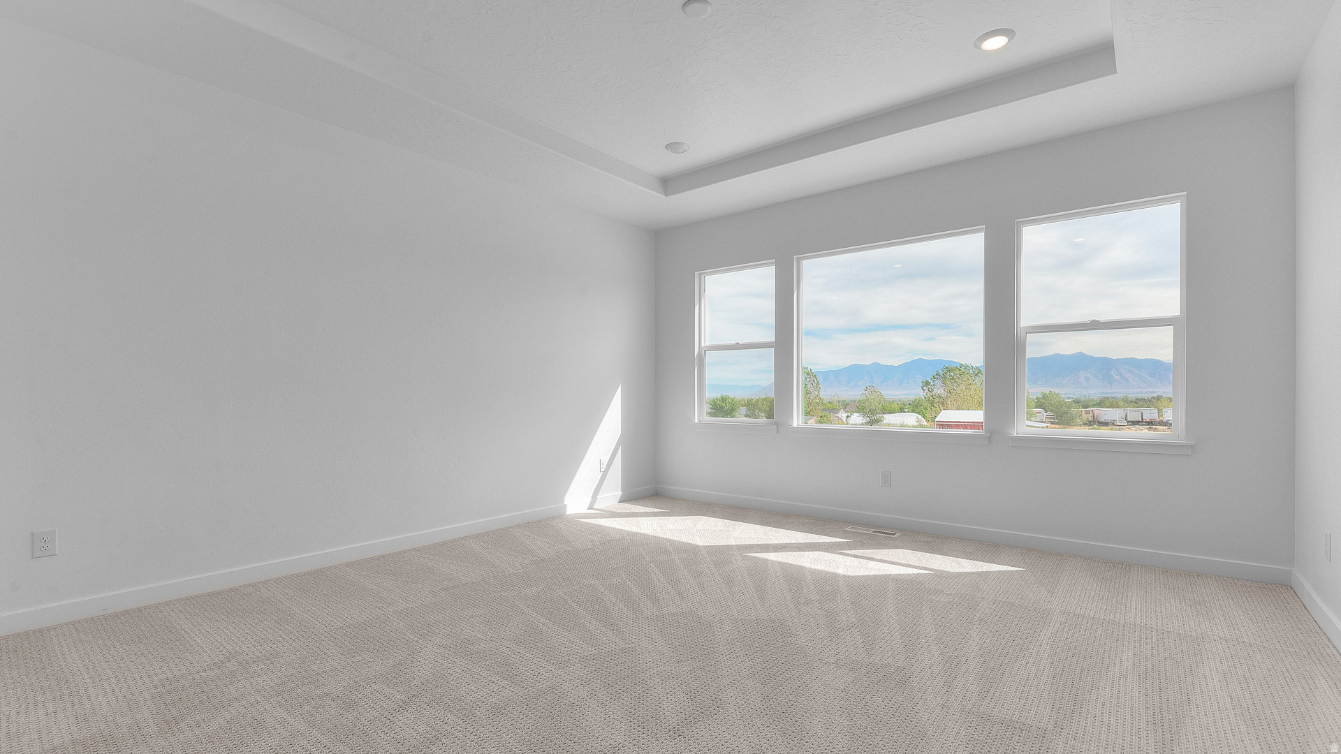 THE MAJORS - Residential