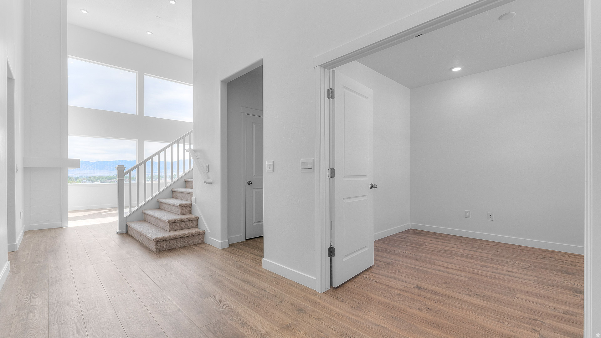 THE MAJORS - Residential