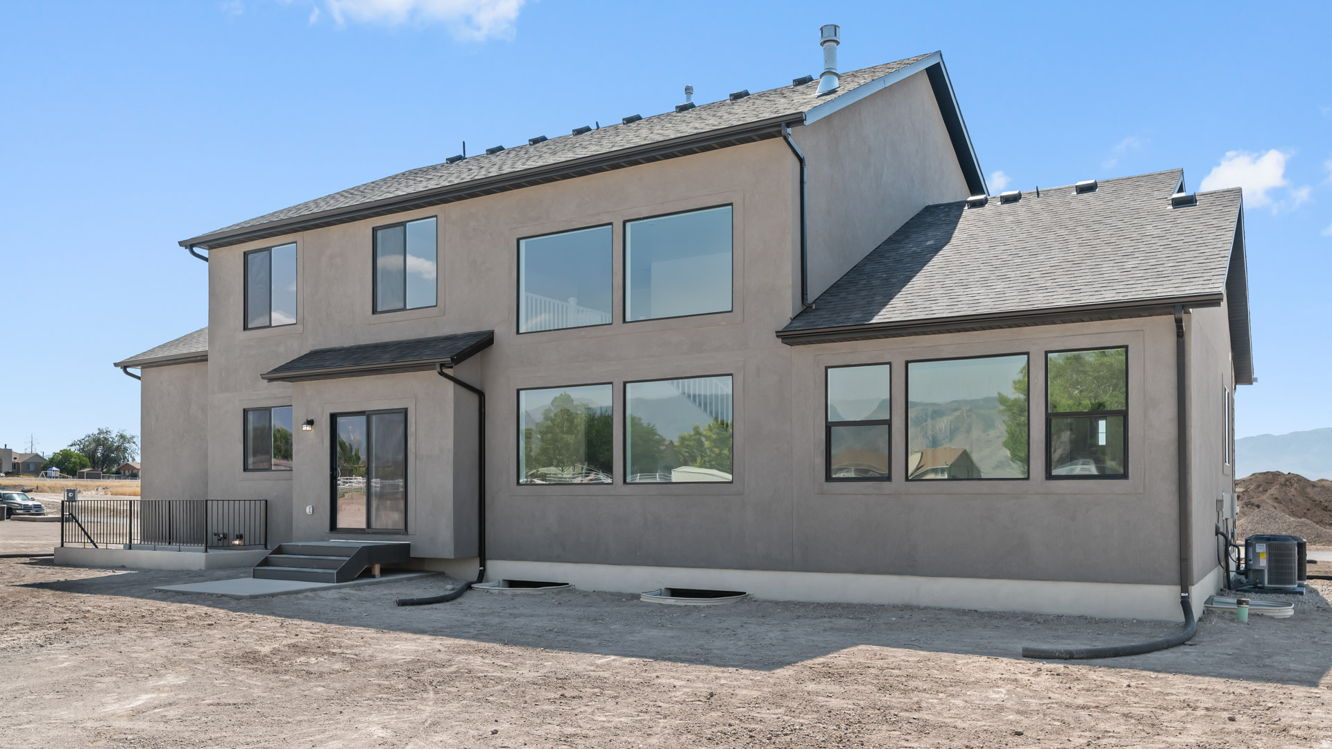 THE MAJORS - Residential