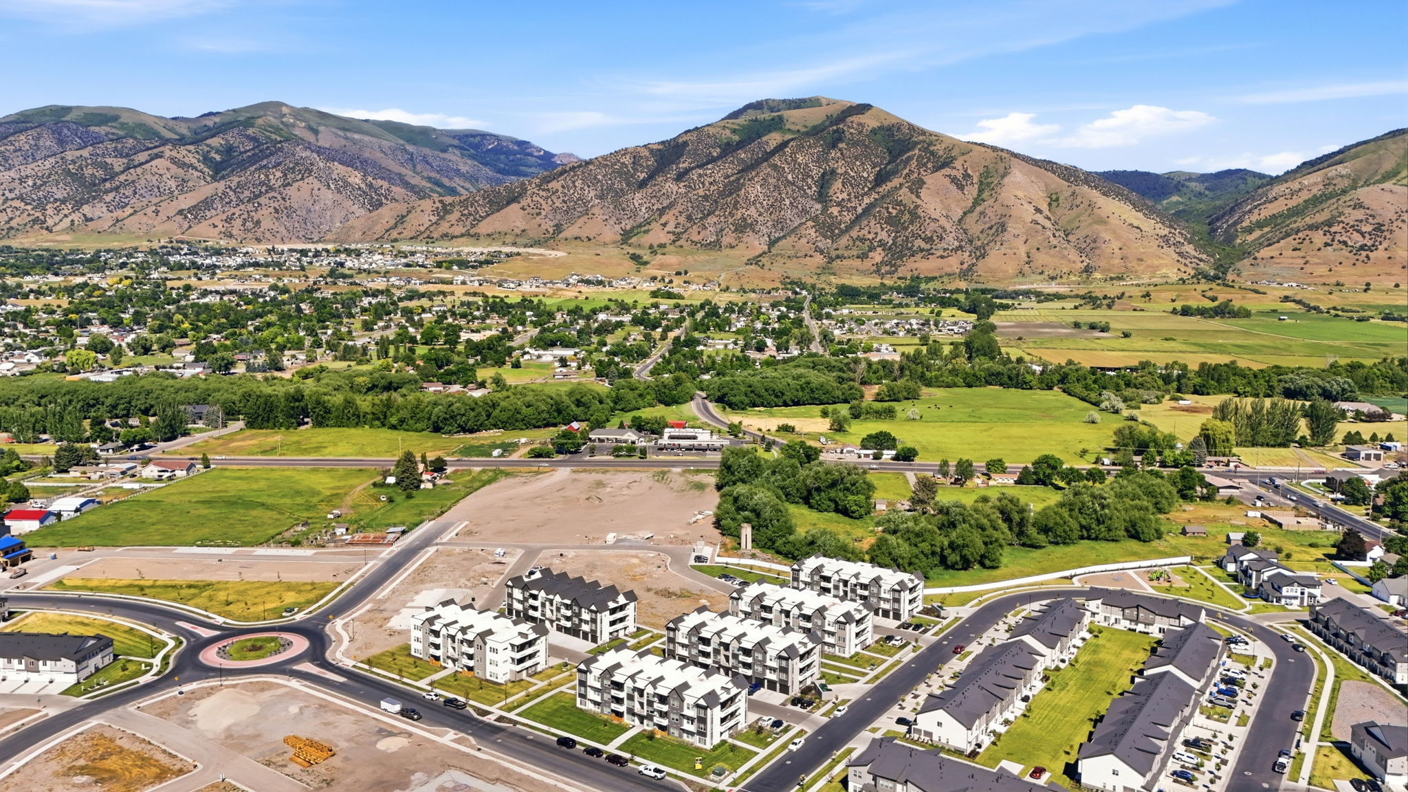 RIDGELINE PARK - Residential