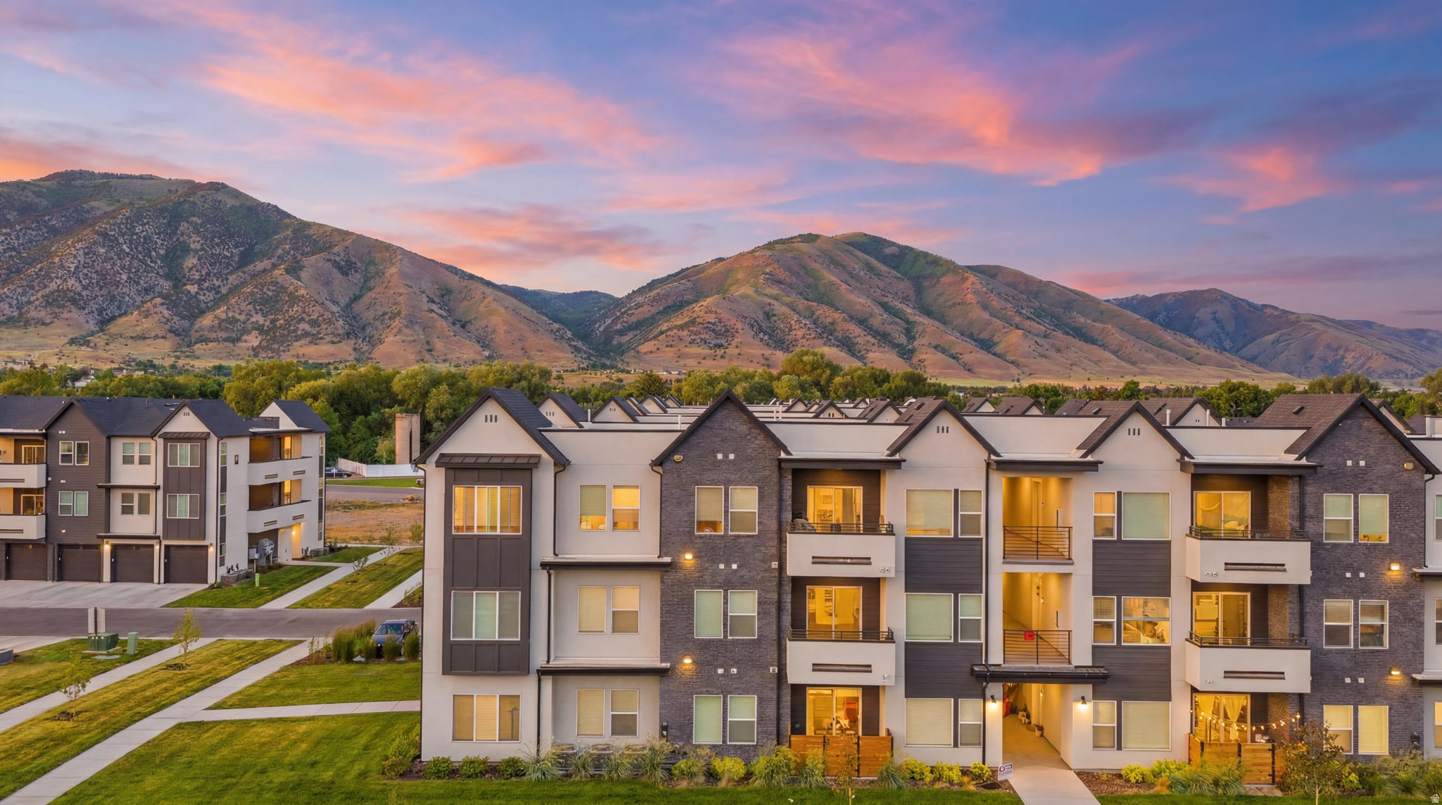 RIDGELINE PARK - Residential