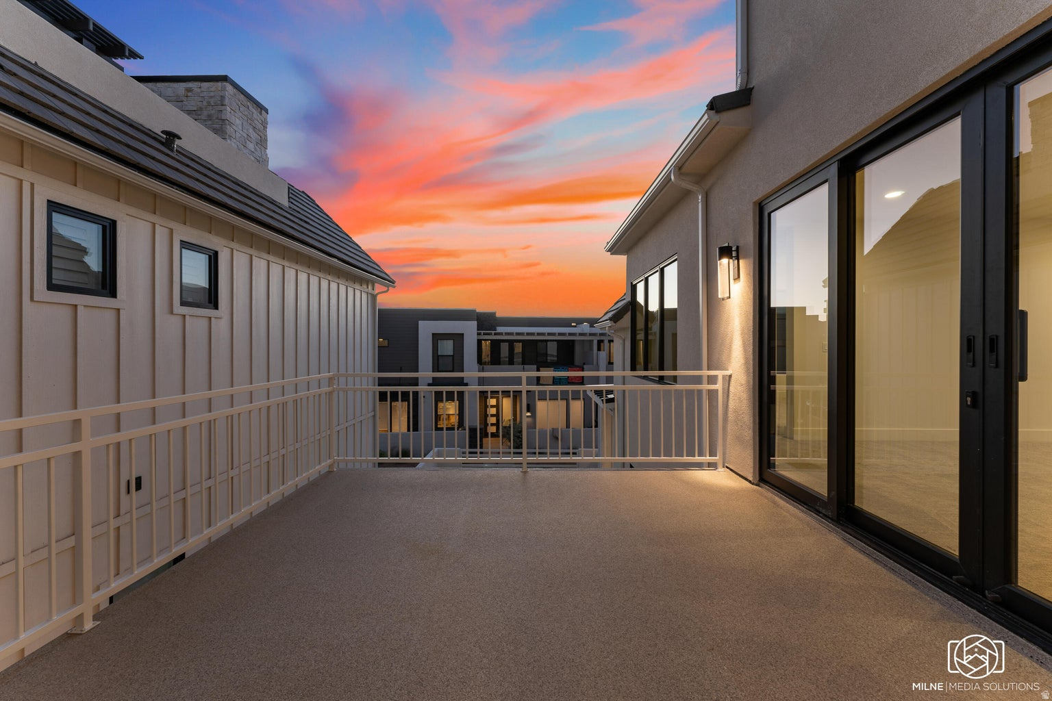 DESERT COLOR - Residential