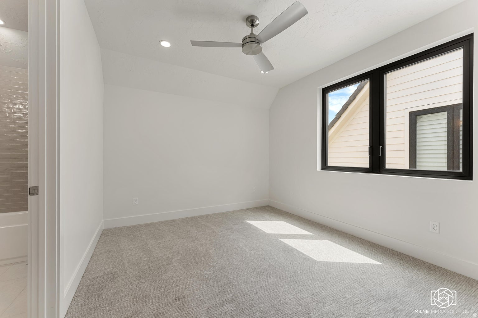 DESERT COLOR - Residential