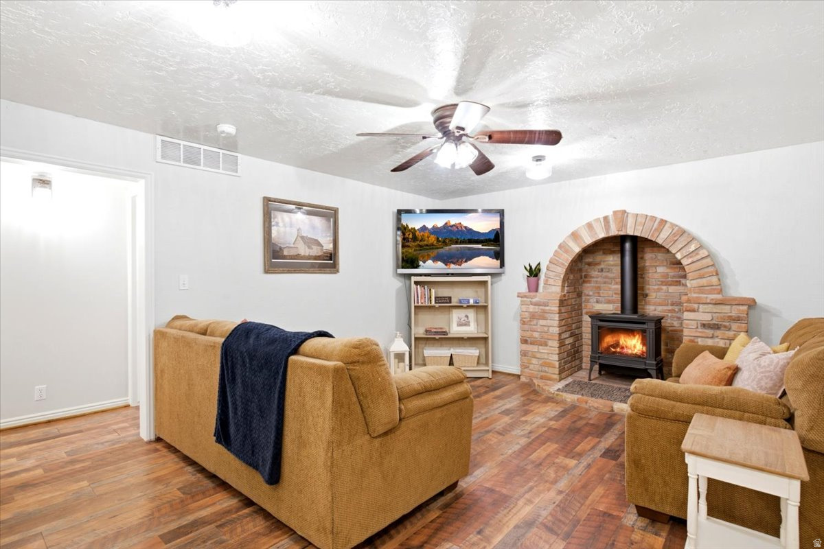 BRETT EARL MINOR SUBDIVISION - Residential