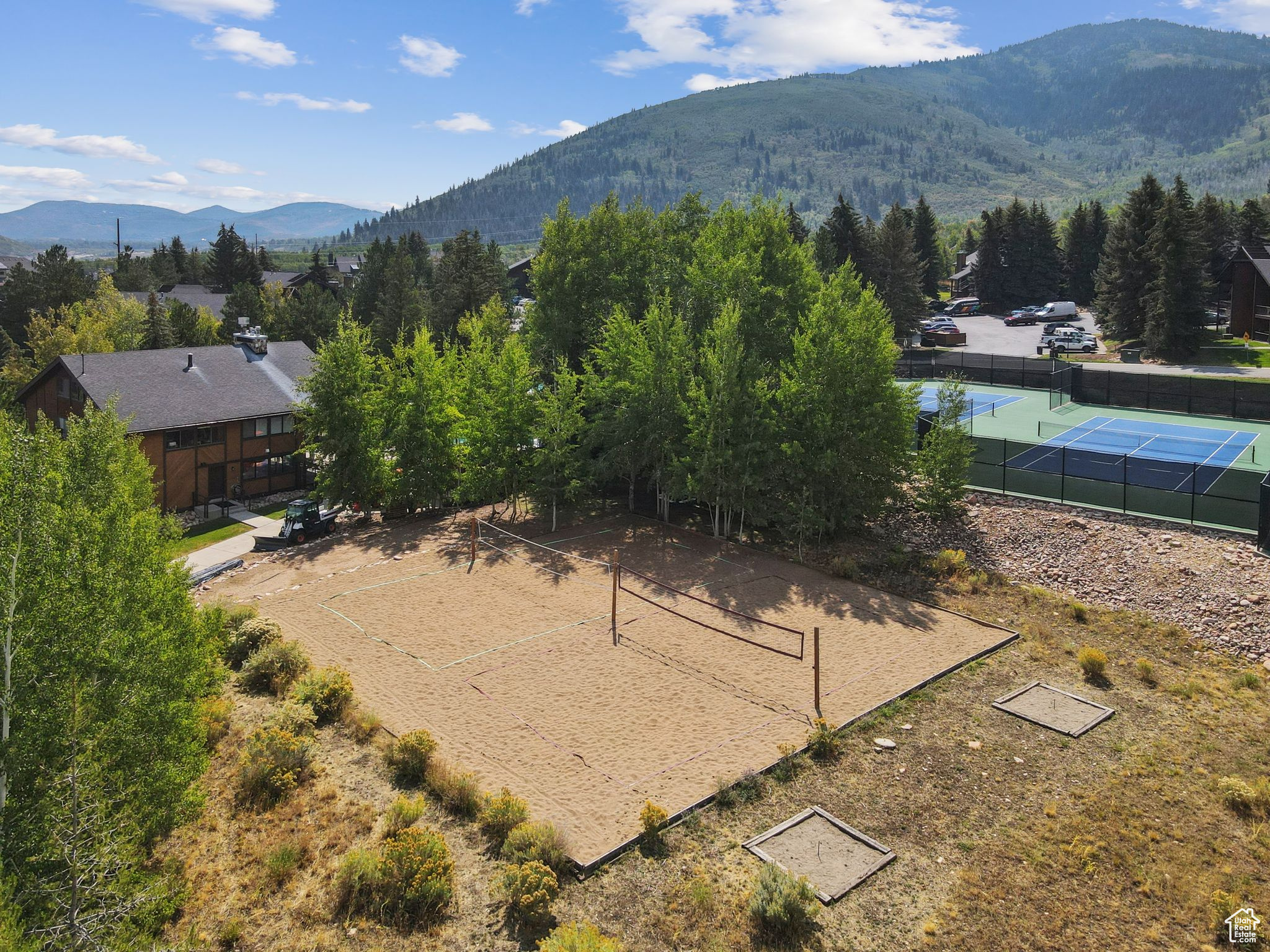 RED PINE CHALETS CONDO - Residential