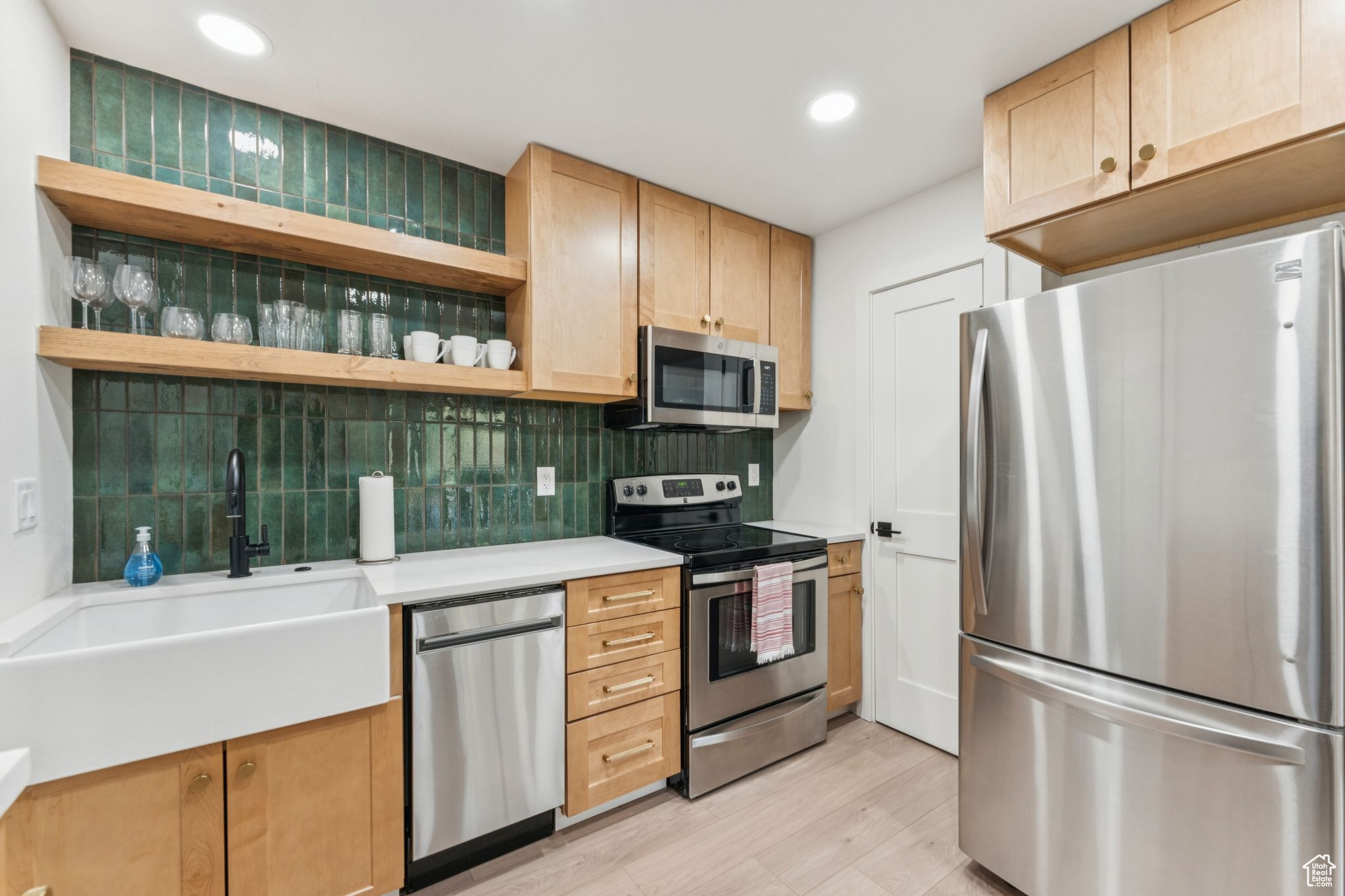 Stylish Remodel at Red Pine This beautifully remodeled one-bedroom Red Pine condo offers incredible amenities and excellent proximity to the slopes. It's a privately situated corner condo, with wood flooring, a sleek kitchen and contemporary bathroom room, with glassed in rainfall shower.  Stylishly furnished, including a sleeper sofa, it's move in ready.  A few step away, the Red Pine Clubhouse offers an abundance of recreation with 2 swimming pools, hot tubs, sauna, sand volleyball courts, tennis & pickleball courts, and BBQ area.  Skiing, boarding, restaurants and shopping at Canyons Village is moments away with the private on-call Canyons Connect shuttle. Red Pine is perfect for nightly rentals or a great place to call home year-round.