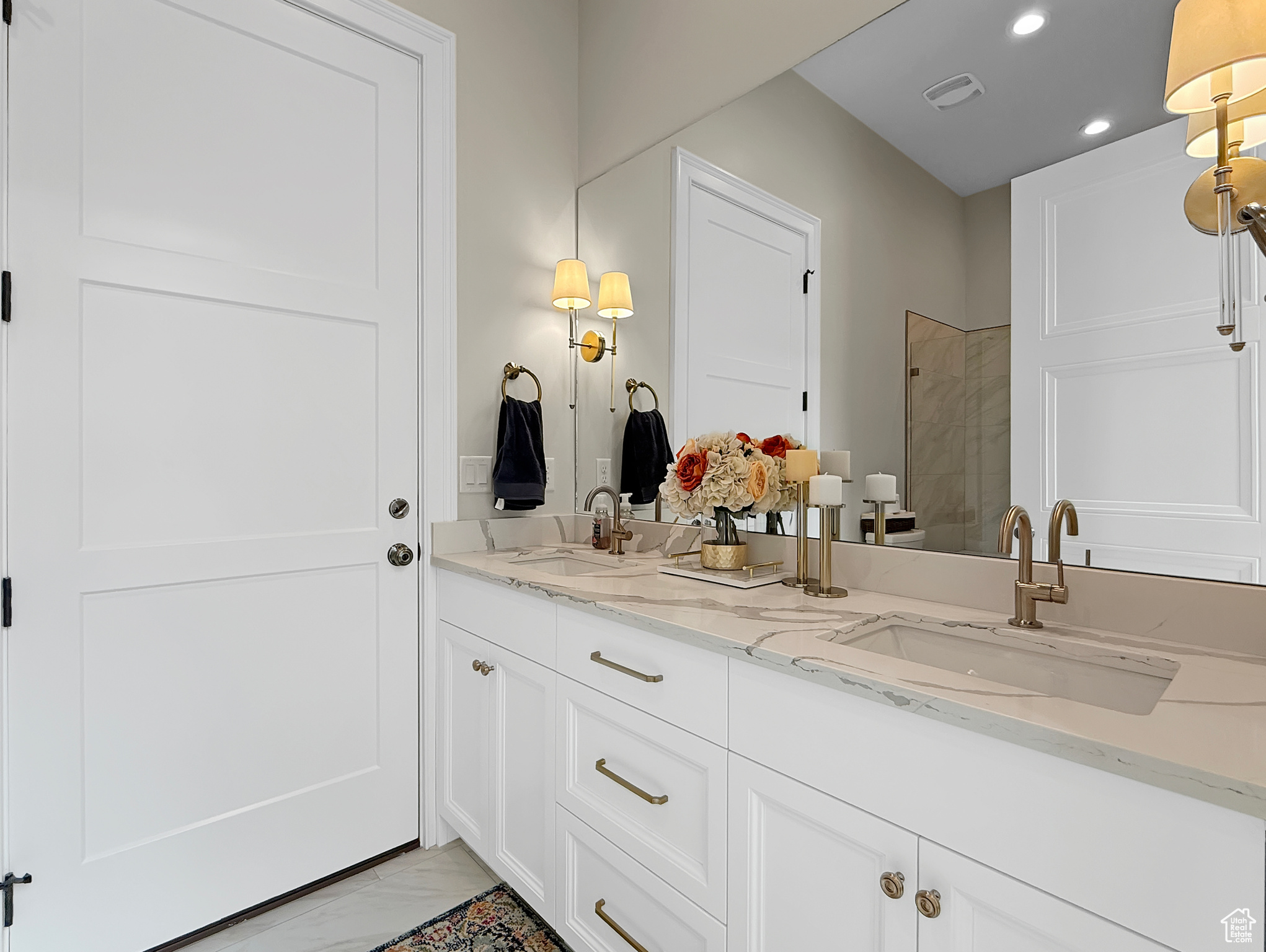 ALDER CREEK - Residential