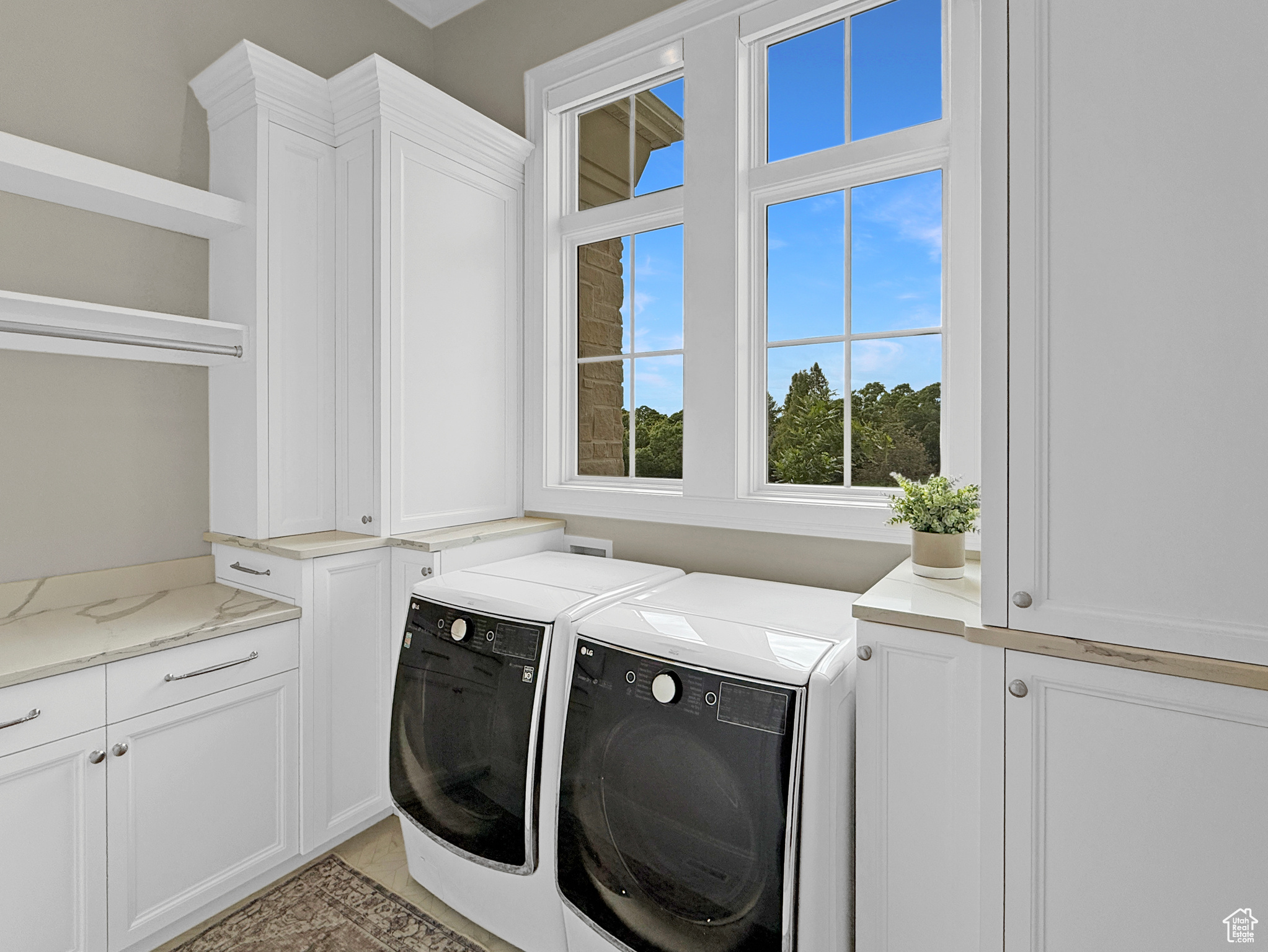 ALDER CREEK - Residential