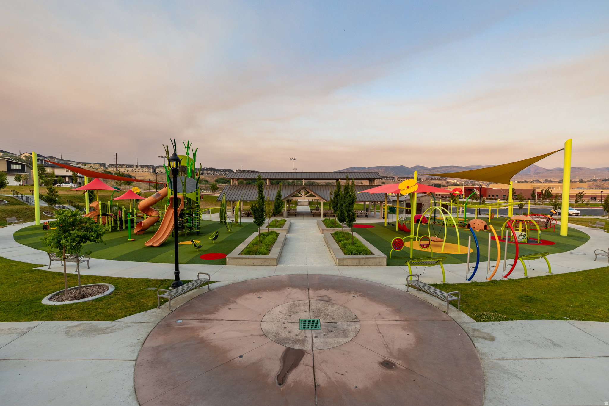 DAY RANCH TOWNS - Residential
