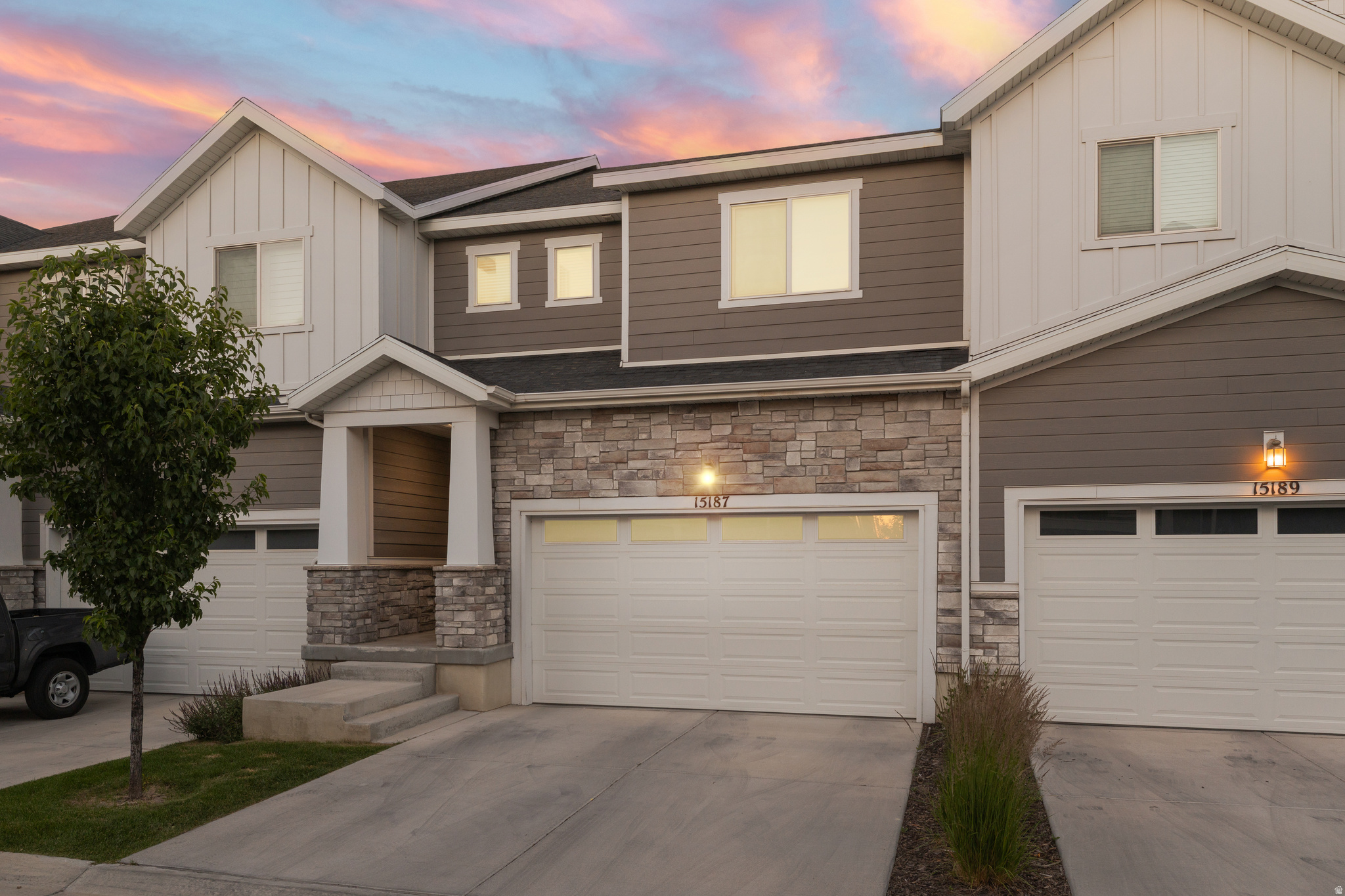 DAY RANCH TOWNS - Residential