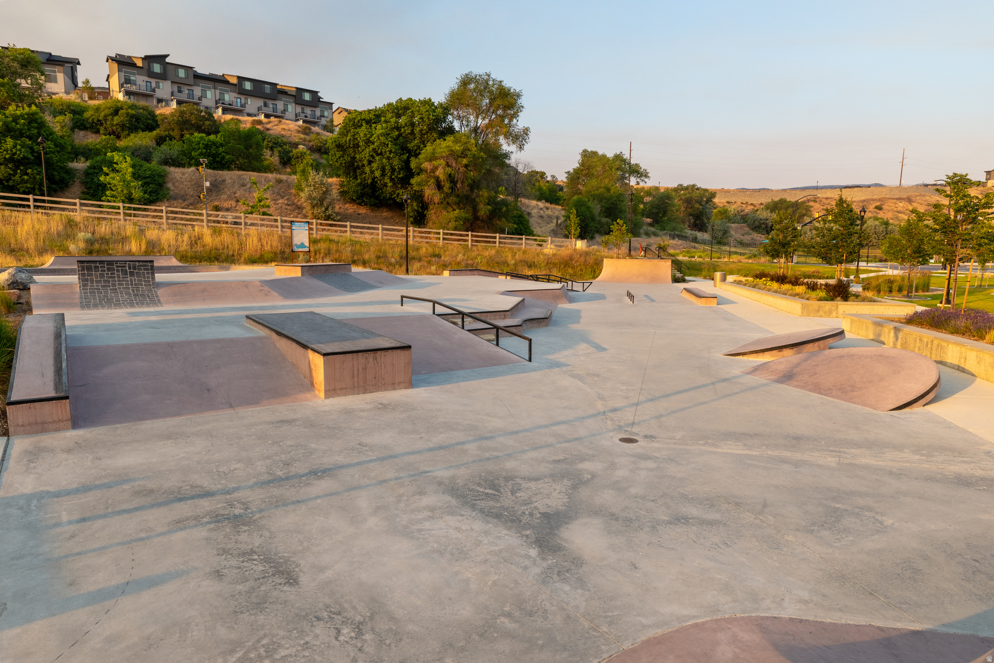 DAY RANCH TOWNS - Residential