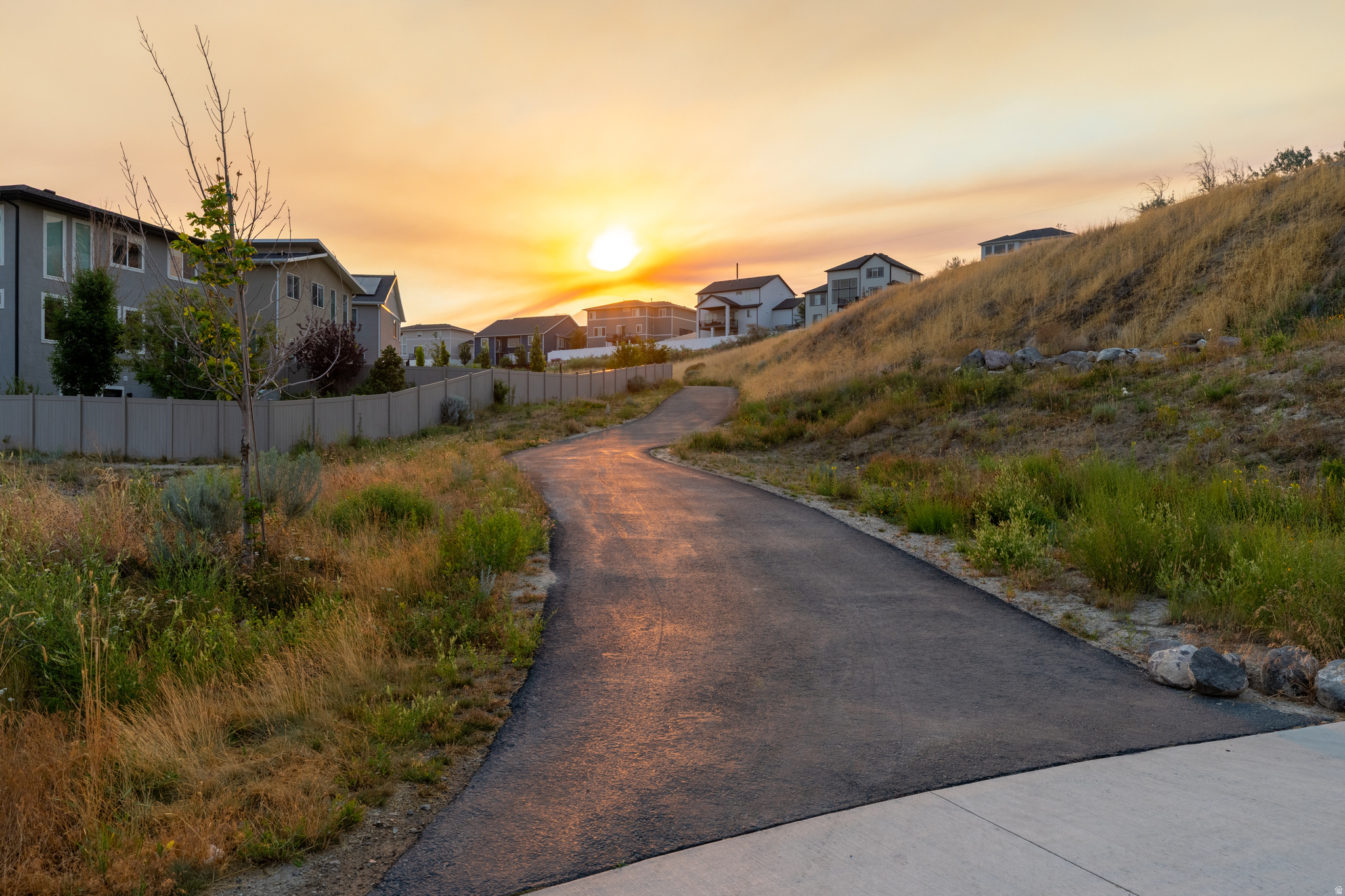 DAY RANCH TOWNS - Residential