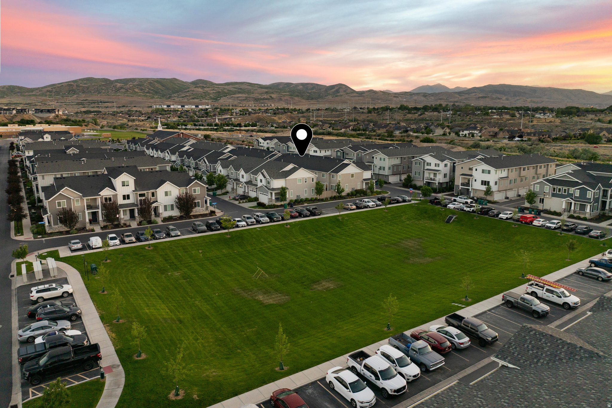 DAY RANCH TOWNS - Residential