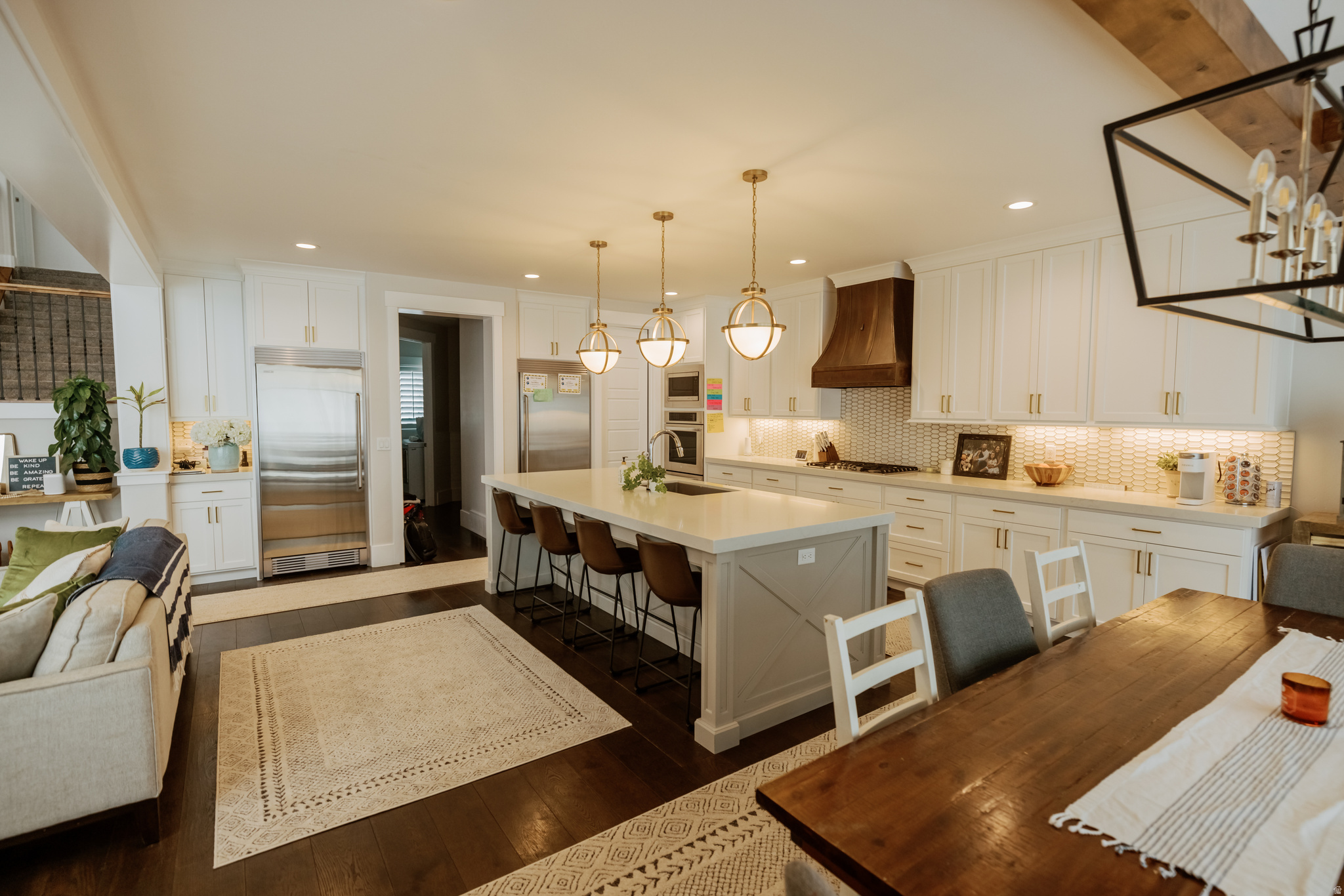 PELICAN COVE - Residential