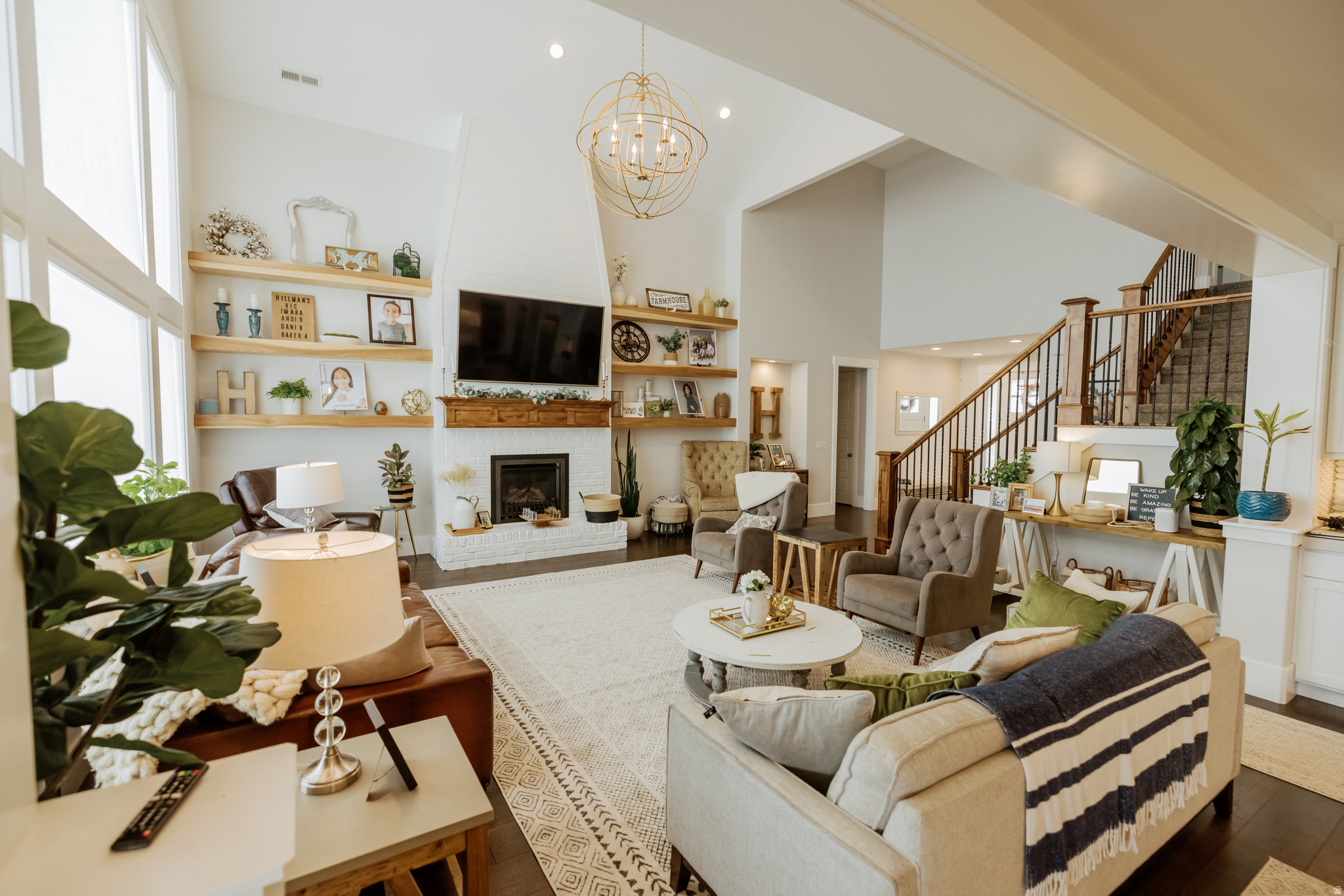 PELICAN COVE - Residential