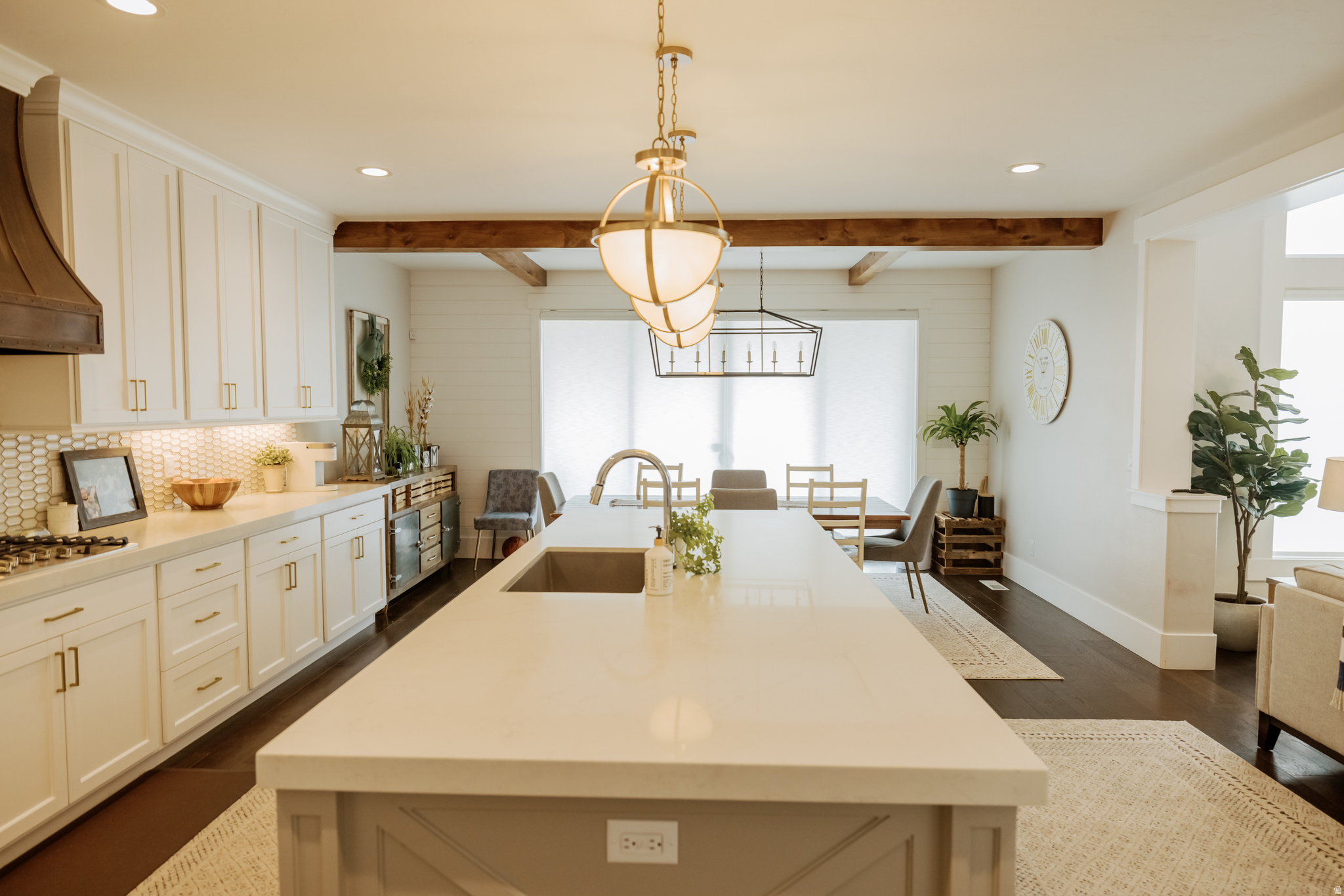 PELICAN COVE - Residential