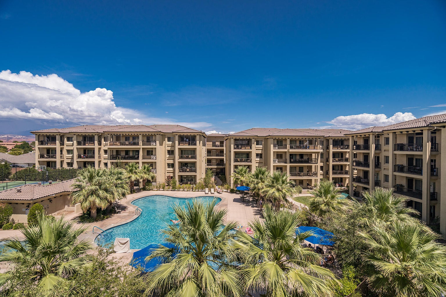 ESTANCIA - Residential