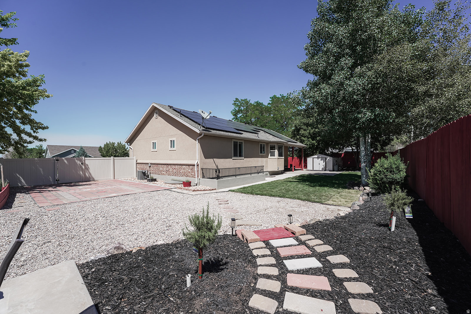 CARSON MEADOWS - Residential