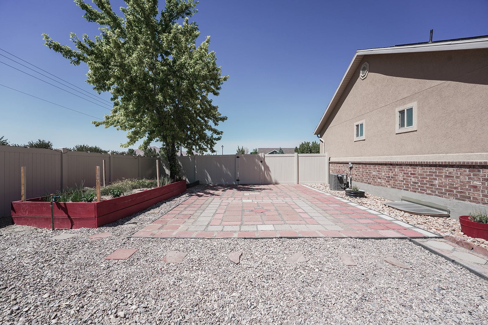 CARSON MEADOWS - Residential