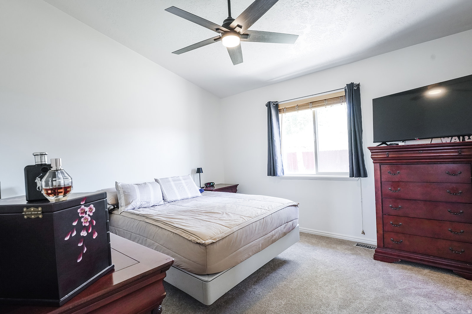CARSON MEADOWS - Residential