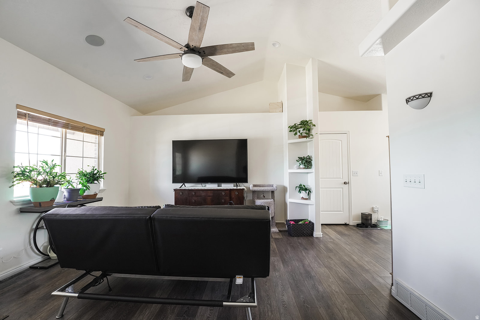 CARSON MEADOWS - Residential
