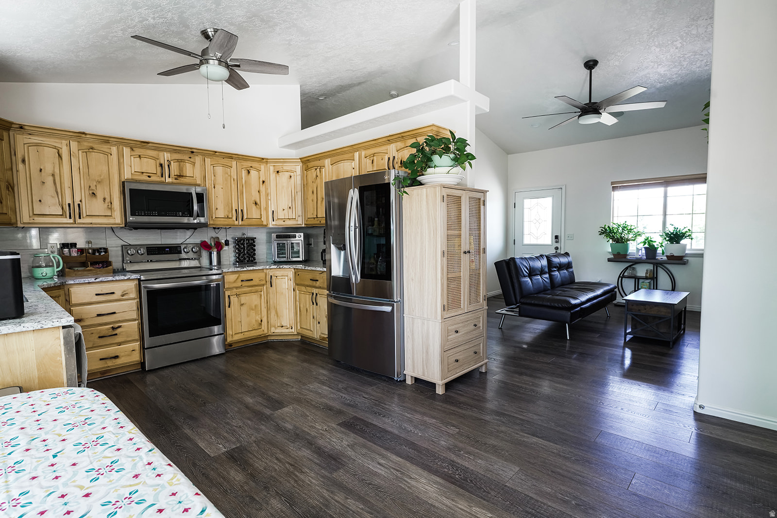 CARSON MEADOWS - Residential