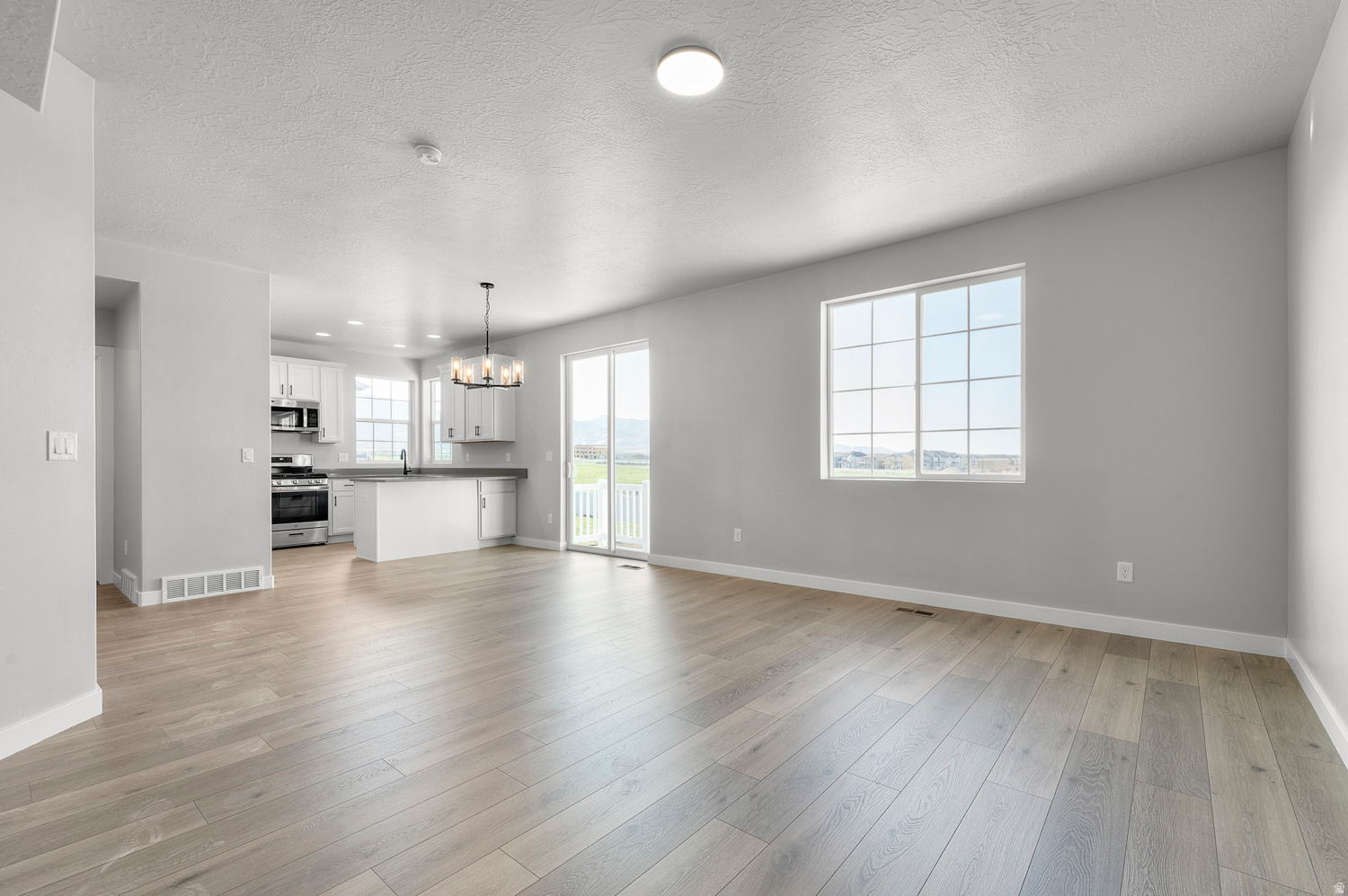 HIDDEN OAKS COTTAGE 755 - Residential