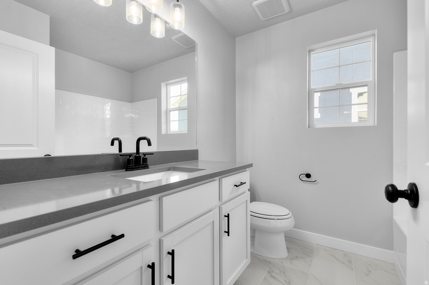 HIDDEN OAKS COTTAGE 755 - Residential