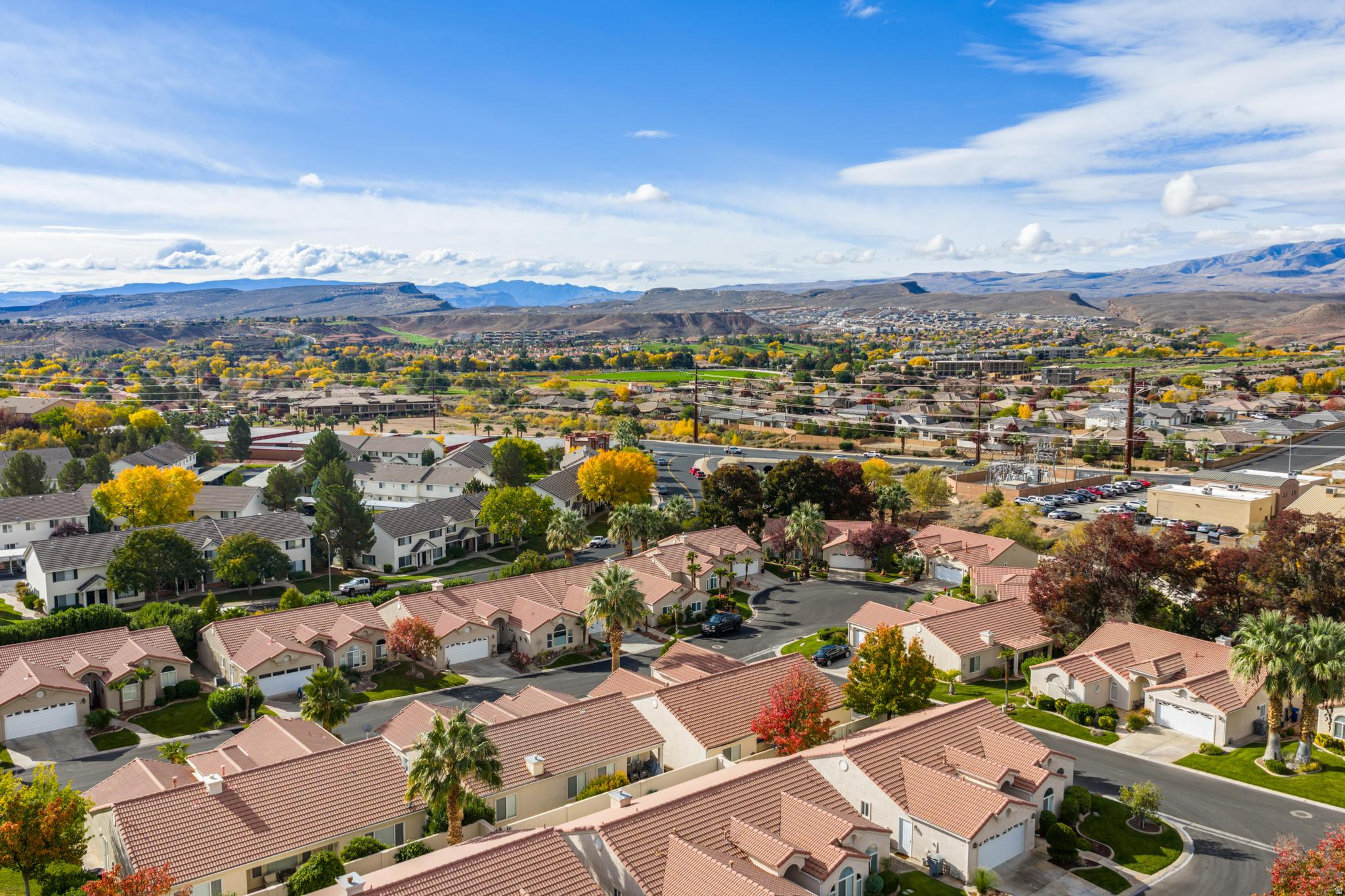 SILVERCREEK TOWNHOMES - Residential