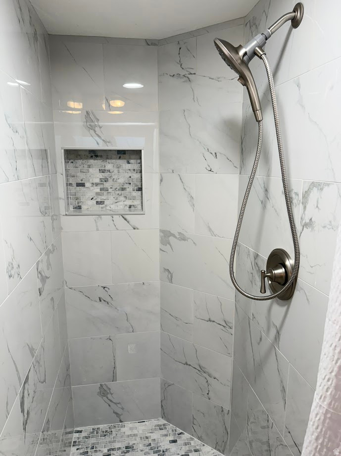 SILVERCREEK TOWNHOMES - Residential
