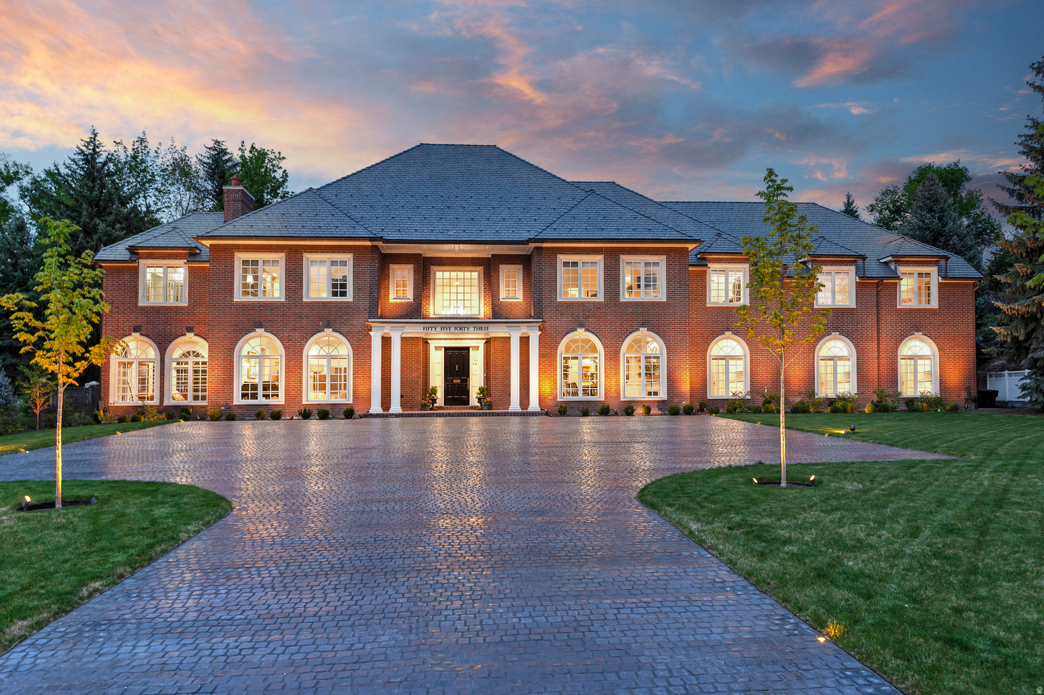 WALKER WOODS - Residential