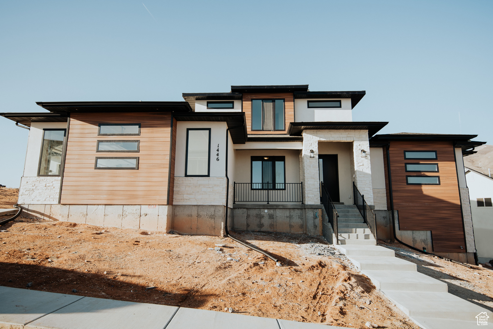 LAKE RIDGE FARMS - Residential