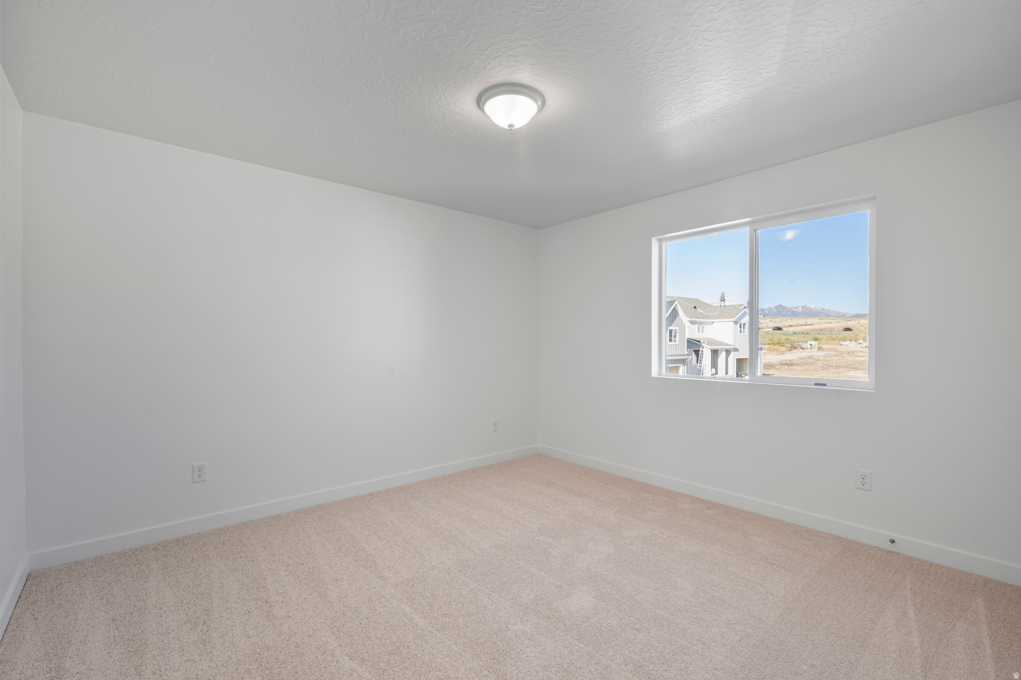 SIENNA HILLS - Residential