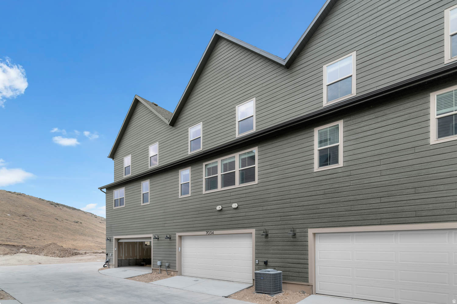 TERRAINE TOWNS 413 - Residential