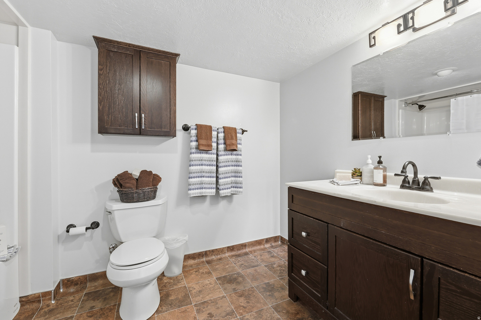 DIMPLE DELL RANCHETTES - Residential