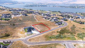 Part of the EDGEWATER CHALET subdivision LOT 59R. This beautiful neighborhood is situated on the south end of Pineview Reservoir in the small town of Huntsville, Utah. With direct views of Snowbasin and the surrounding mountain, the area is serene and beautiful all year round. The location offers many opportunities for all kinds of recreation including skiing, boating, golfing, fishing, hiking, snowshoeing, biking and much more. The quiet town gives you a chance to relax and escape the hustle and bustle, but is just a short, 20 minute drive from downtown Ogden with plenty of restaurants, shops, entertainment and nightlife. Come build your dream home on one of few remaining lots of the Edgewater Chalet's!